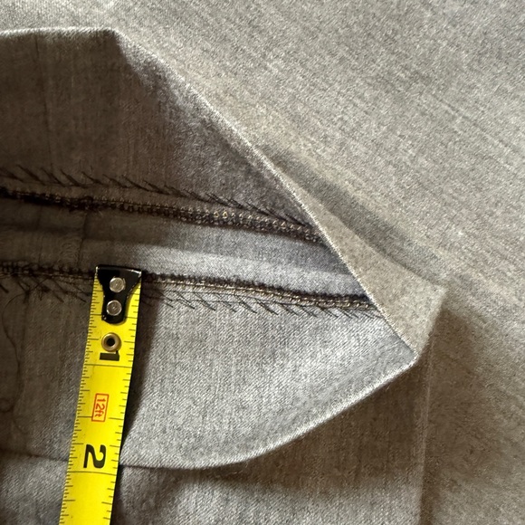 Todd Snyder Gray Dress Pants - 100% wool Hudson pants.  Like new condition! - Picture 4 of 13